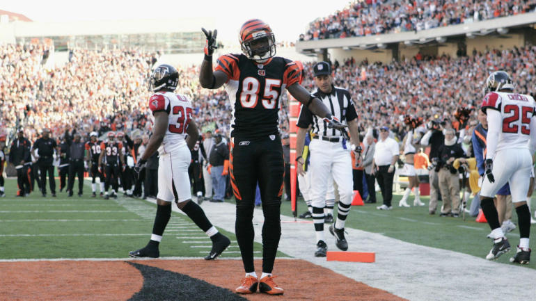 chad-ochocinco-bengals.thumb.jpg.4d32bc5789558e76b744f0f093a7f7af.jpg